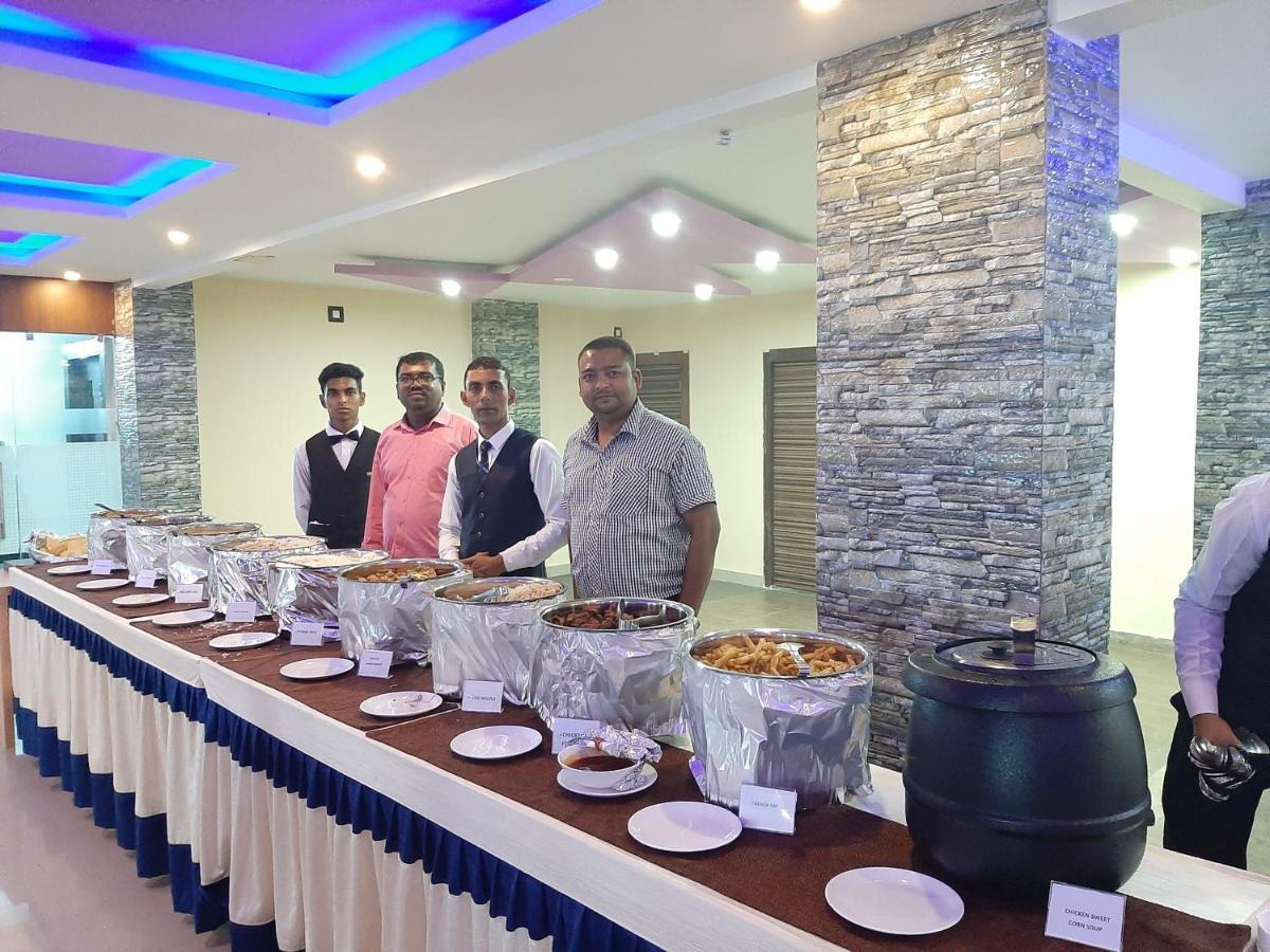 Dolphin Chocolate Inn Chandannagar Exterior foto